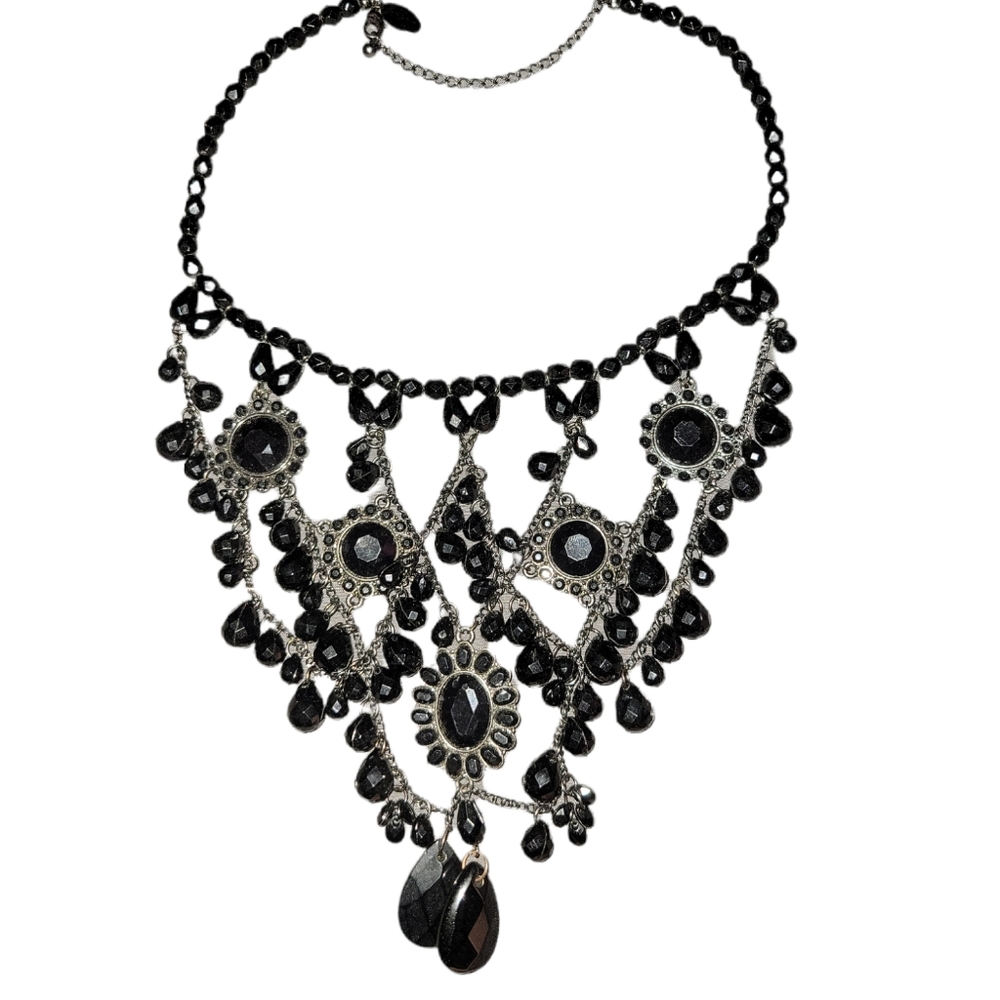 Elegant costume Jewelry